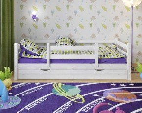 Детская кровать из массива березы Соня-5 (Белый/Лак) в Камышлове - kamyshlov.mebel-74.com | фото